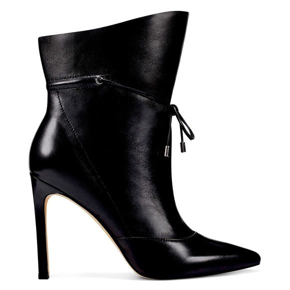 Tirzah pointy toe dress booties Clearance